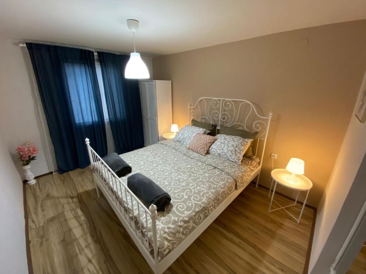 Apartmani Joma バイナ・バシュタ エクステリア 写真