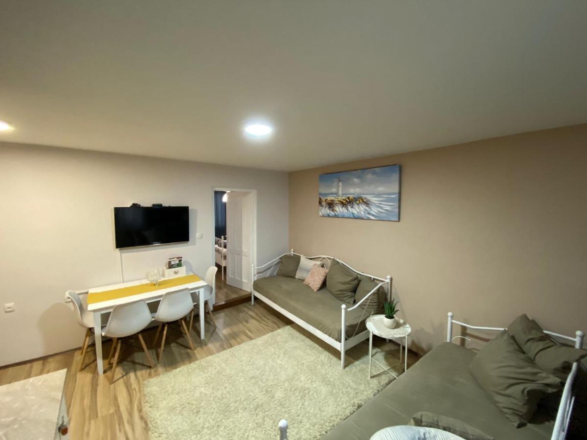 Apartmani Joma バイナ・バシュタ エクステリア 写真